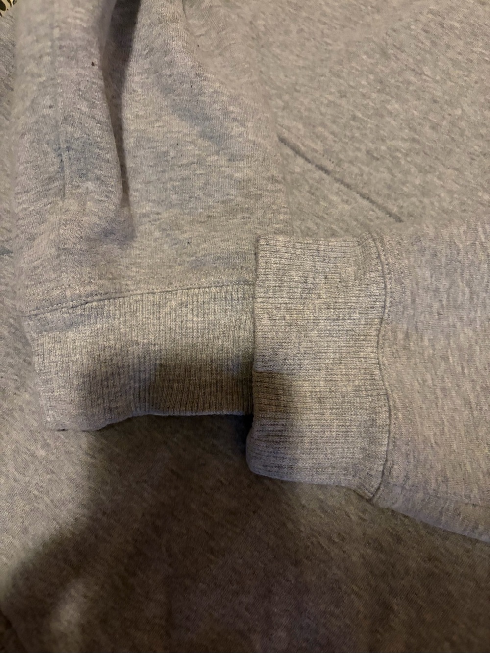 Lululemon grey women’s medium hoodie. - Picture 4 of 7